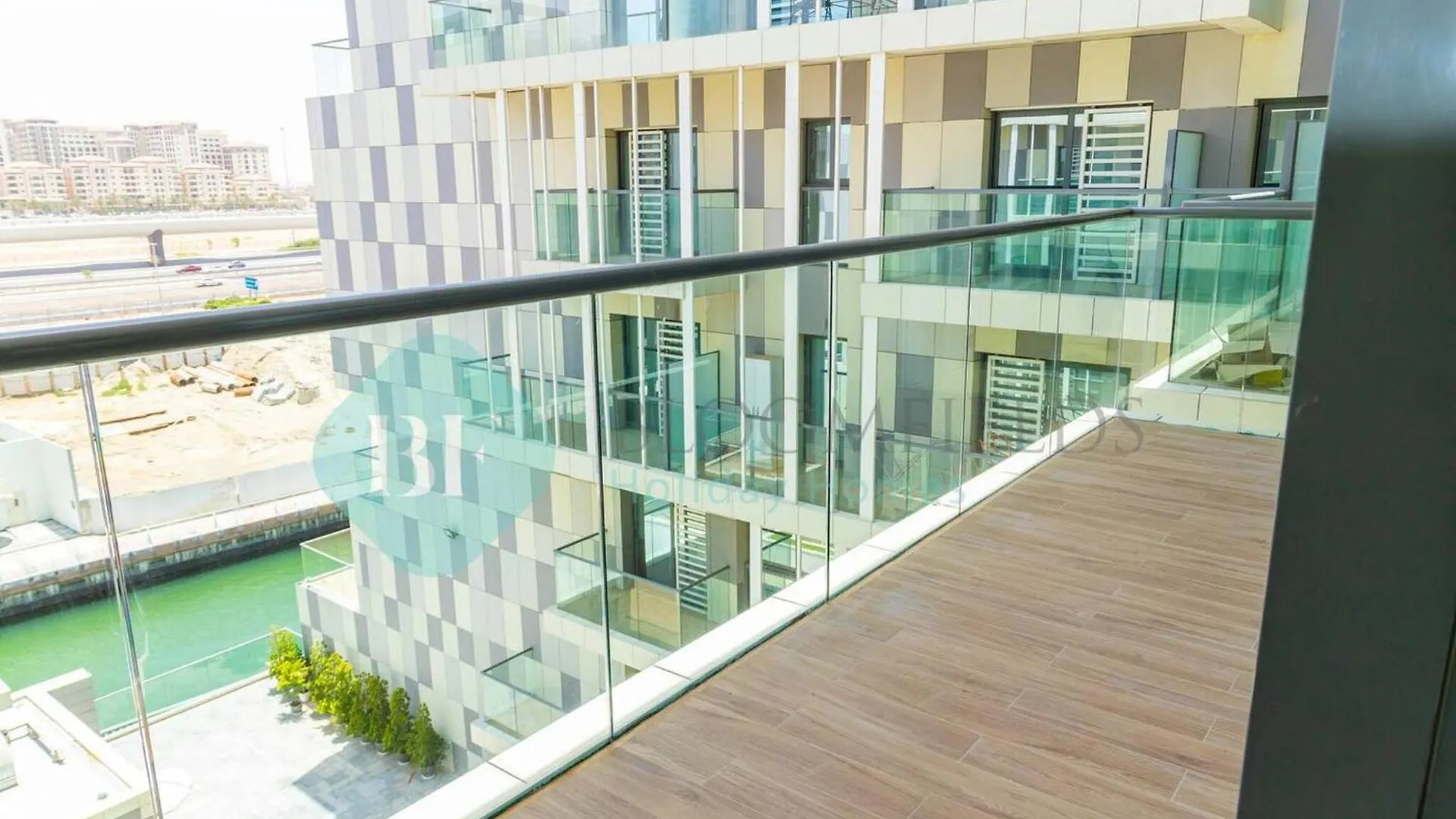 Bloomfields 2Br Duplex Canal View Rahalofts Abu Dabi 0*,  Emiratos Árabes Unidos
